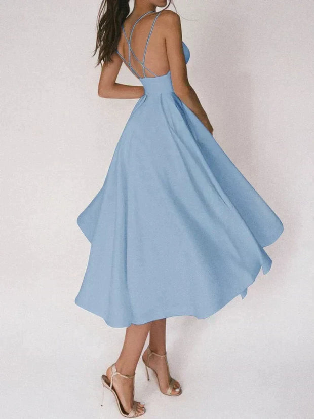 Mandy Midi Dress - Chic and Comfortable with Backless and V-Neck for an Elegant Look-Cramta