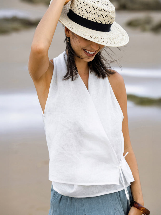 100% Linen Halter Neck Crop Top with Tie-Front Design – Breezy Summer Style