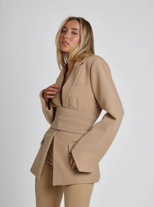Slim Fit Women's Blazer with Belt – Elegant Chic and Versatile Style for All Occasions-Cramta