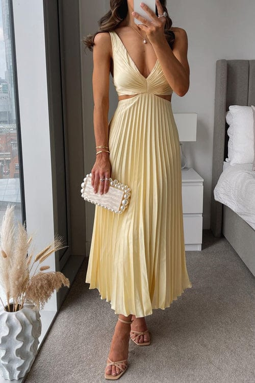 Bonafita Kacey Pleated Dress – Classic sophistication with modern details-Cramta