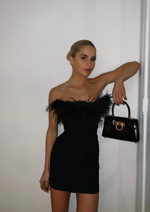Alessandra Mini Dress – Onyx Black Elegance for an Unforgettable Style-Cramta