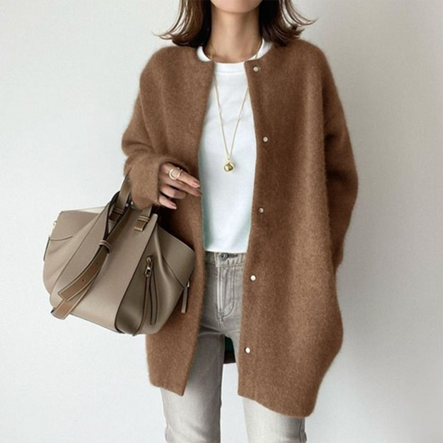 Brushed Wool Women's Cardigan with Snap Closures – Elegant Layering Piece for All Occasions