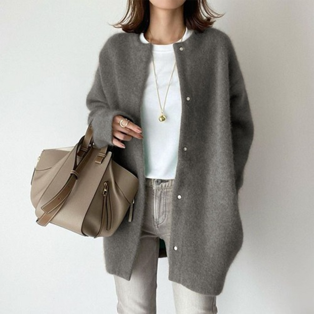 Brushed Wool Women's Cardigan with Snap Closures – Elegant Layering Piece for All Occasions
