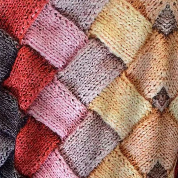 Printed Women's Knitwear - Comfortable Elegance with Bright and Trendy Colors-Cramta