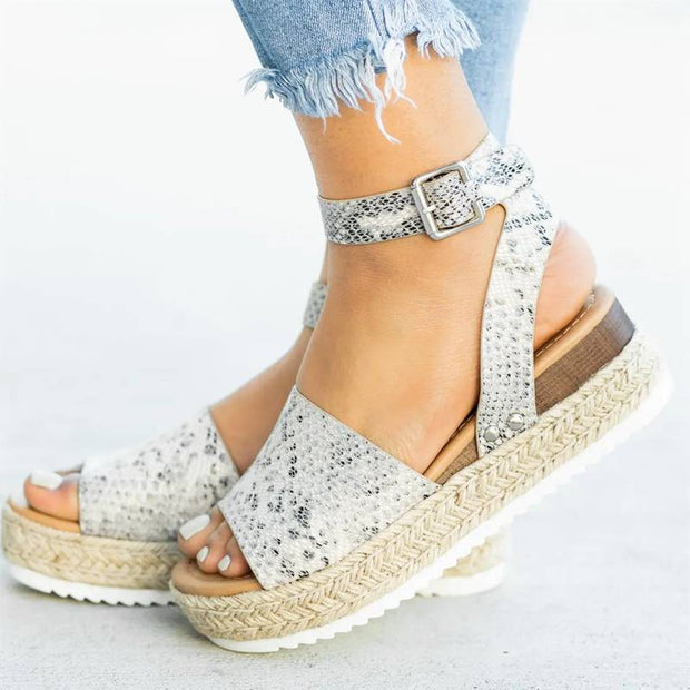 Johanna Espadrille Sandals – Elegance and Comfort for a Casual Trendy Look-Cramta