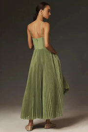 Elegant Black Cocktail Dress with Sweetheart Neckline and Pleated Tulle Design - Party Dress for Women