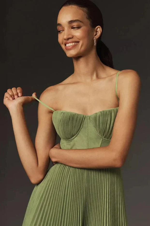 Elegant Black Cocktail Dress with Sweetheart Neckline and Pleated Tulle Design - Party Dress for Women