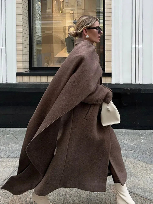 Elegant Drape Coat with Double-Breasted Design – Luxe Statement Outerwear for Cooler Seasons