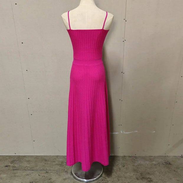 Elegant Knitted Pleated Long Dress for Women – Comfortable Maxi Dress in High-Quality Polyester and Spandex-Cramta
