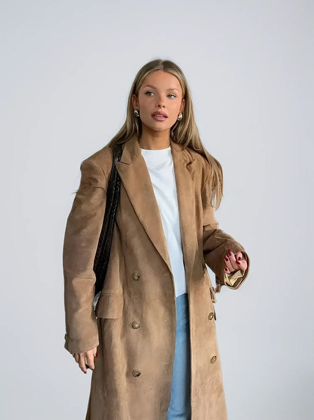 Elegant Longline Coat for Women with Structured Lapel – Versatile Outer Layer for Any Occasion