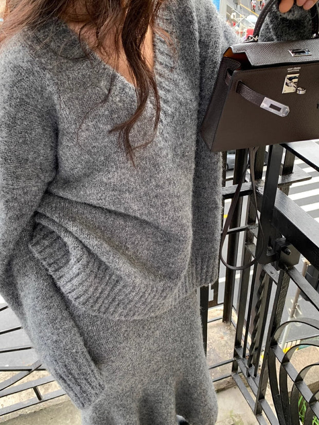 Elegant Soft Knit Sweater and Maxi Skirt Set for Chic Cold-Weather Style
