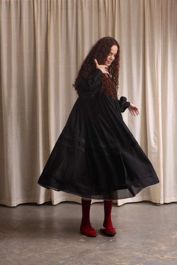 Elegant Women's Black Midi Dress with V-Neck and Exaggerated Sleeves – Perfect Cocktail or Formal Dress