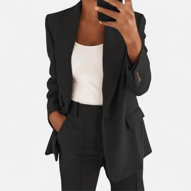 Elegant Women's Suit – Tailored Two-Piece Pant Suit with Blazer and Trousers for Modern Sophistication