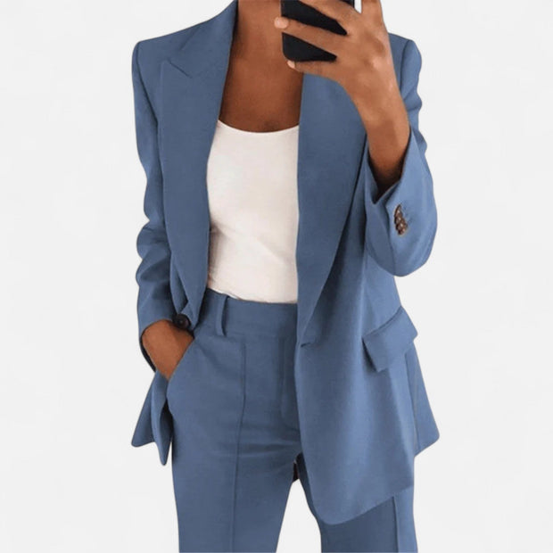 Elegant Women's Suit – Tailored Two-Piece Pant Suit with Blazer and Trousers for Modern Sophistication