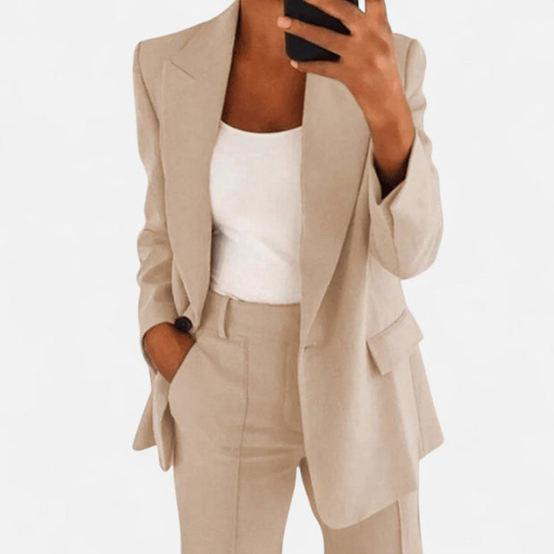 Elegant Women's Suit – Tailored Two-Piece Pant Suit with Blazer and Trousers for Modern Sophistication