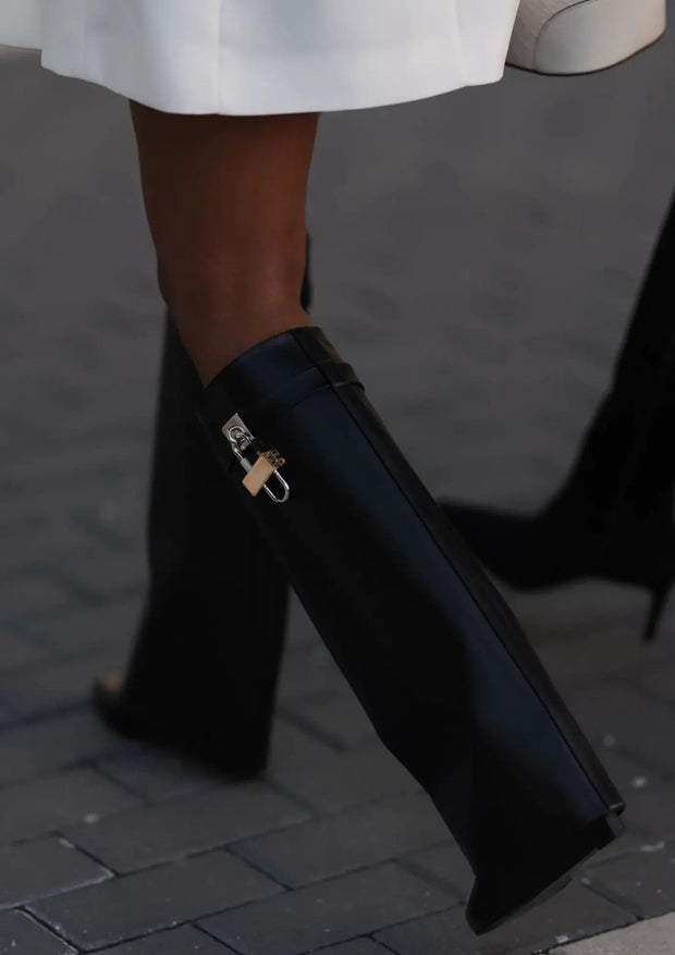 Valeria Block Heel Ankle Boots – Sophisticated Style and Unparalleled Comfort for Every Day-Cramta