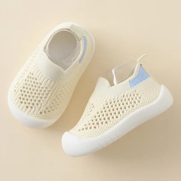 Kids Blue Sneakers Size 10 – Breathable Mesh with Non-Slip Sole for Active Play