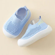 Kids Blue Sneakers Size 10 – Breathable Mesh with Non-Slip Sole for Active Play