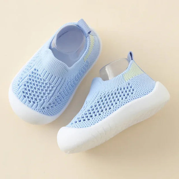 Kids Blue Sneakers Size 10 – Breathable Mesh with Non-Slip Sole for Active Play