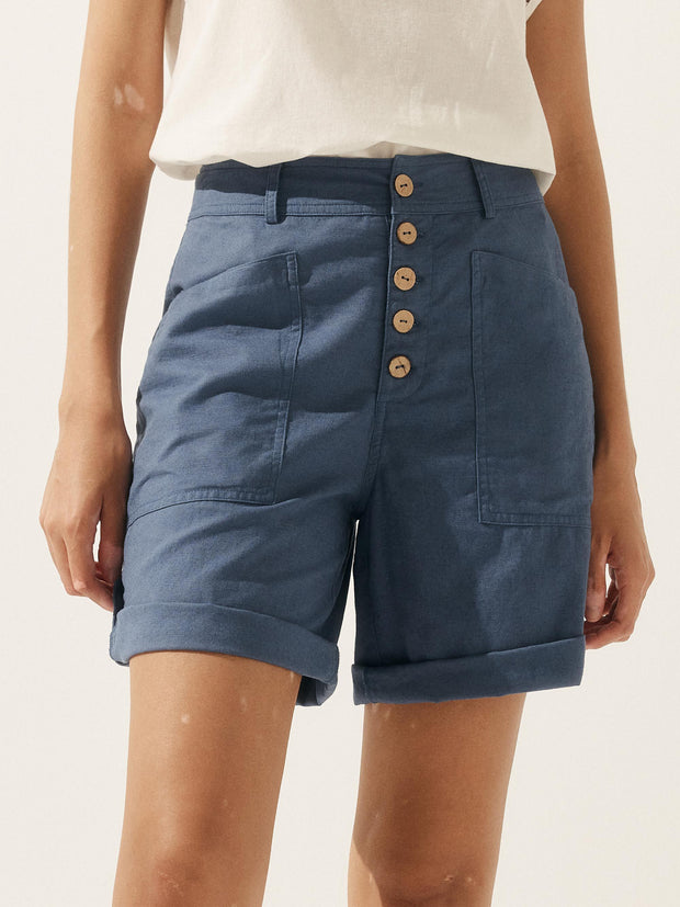 Linen Button-Fly Quarter Shorts for Women – Comfortable and Stylish Fit