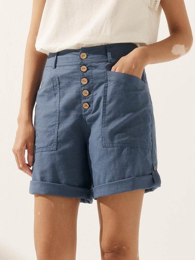 Linen Button-Fly Quarter Shorts for Women – Comfortable and Stylish Fit