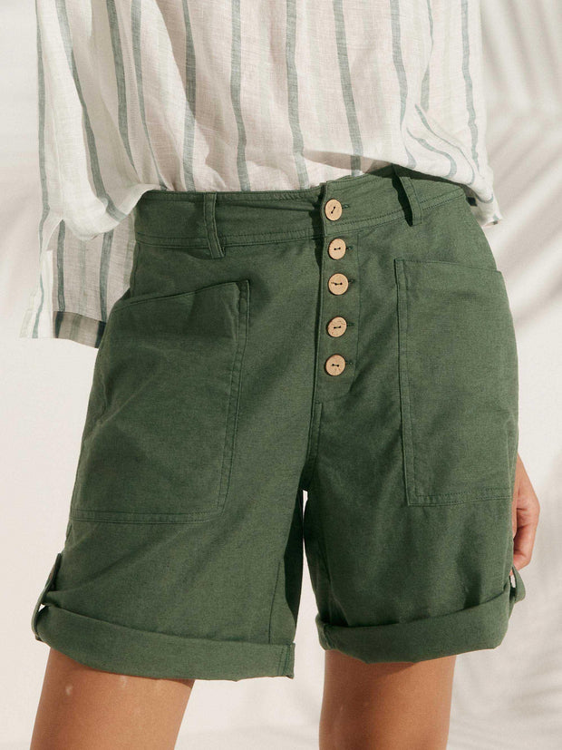 Linen Button-Fly Quarter Shorts for Women – Comfortable and Stylish Fit