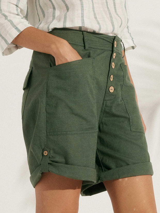 Linen Button-Fly Quarter Shorts for Women – Comfortable and Stylish Fit