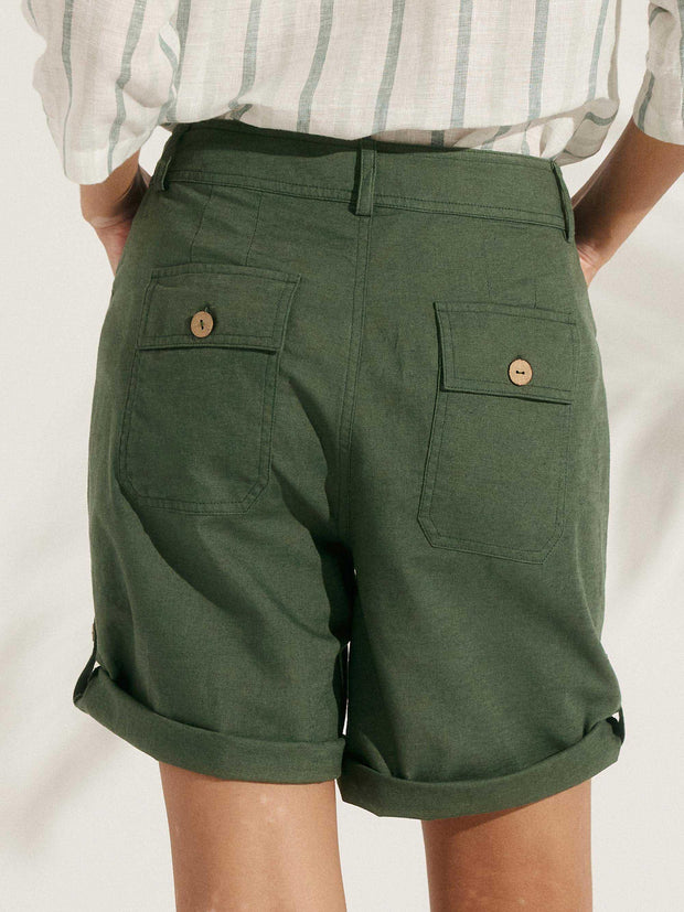 Linen Button-Fly Quarter Shorts for Women – Comfortable and Stylish Fit