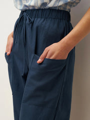 Linen Cropped Trousers for Women, Tapered Leg with Patch Pockets – Comfortable and Versatile Women's Pants