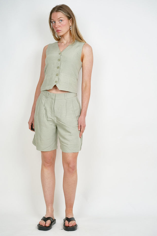 Linen Look Khaki Shorts for Men – Stylish and Comfortable Summer Wear