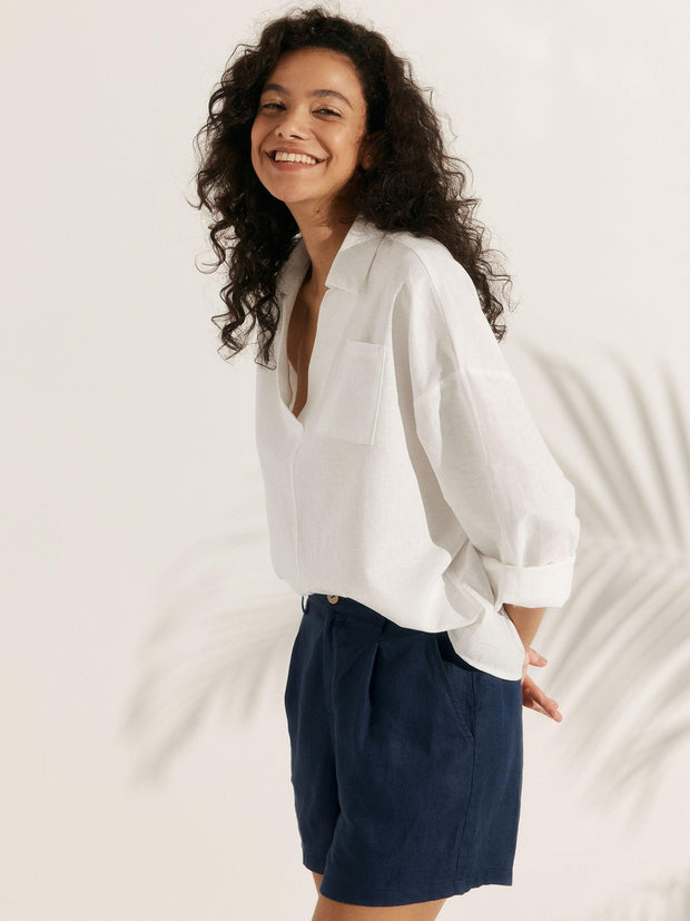 Linen Oversized Women's Shirt with V-Neck, Rounded Hem, and Front Pocket – Comfortable and Stylish