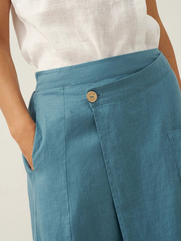Linen Wrap Skirt with Angled Closure and Elastic Back – Contemporary Style in Dove Blue