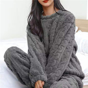 Angie's Fleece Pajama Set – Cozy Comfort and Warmth for Cocooning Nights-Cramta