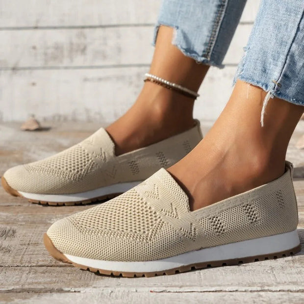 Men's Breathable Comfort Shoes, Beige Synthetic Footwear, Size 40 for All-Day Wear, Stylish and Versatile Design