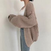 Oversized Chunky Knit Cardigan for Women with Balloon Sleeves – Cozy Layering Essential Womens Jumper