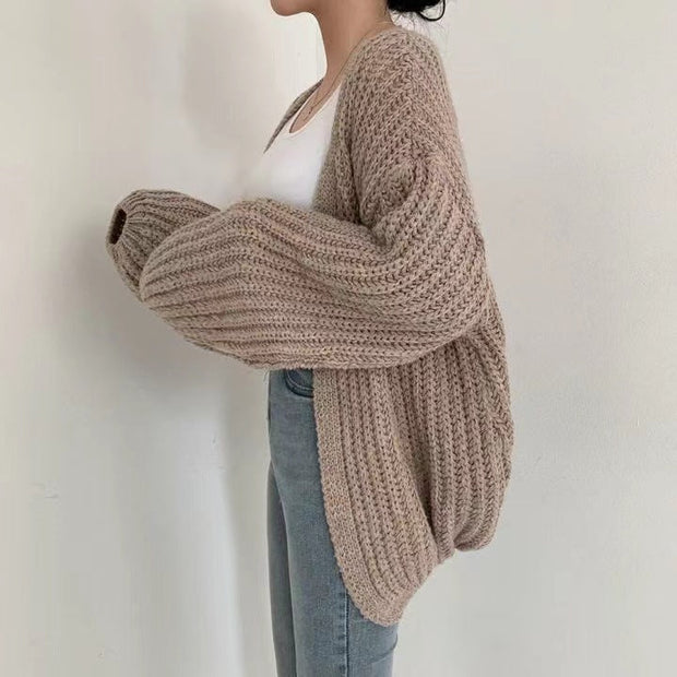 Oversized Chunky Knit Cardigan for Women with Balloon Sleeves – Cozy Layering Essential Womens Jumper