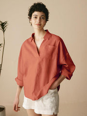 Oversized Women's Linen Shirt with V-Neck, Rounded Hem, and Side Pockets for Effortless Style