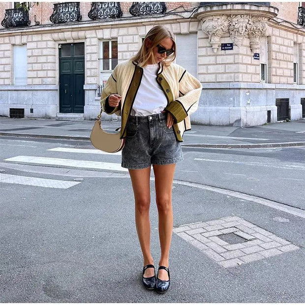Quilted Jacket with Contrast Piping – Stylish Layer for Everyday Elegance