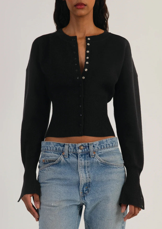 Sculpted Knit Cardigan with Ribbed Waist and Snap Buttons – Casual Chic Outerwear