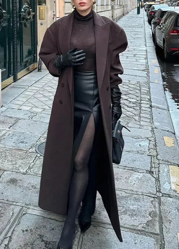 Structured Longline Coat with Padded Shoulders – Elegant Winter Outerwear