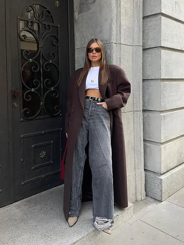 Structured Longline Coat with Padded Shoulders – Elegant Winter Outerwear