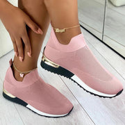 Women's Orthopedic Sneakers in Black - Comfortable Walking Shoes with Arch Support