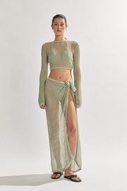 Women's White Sarong Dress with Backless Design and Flare Sleeves – Perfect for Summer Beach and Casual Events
