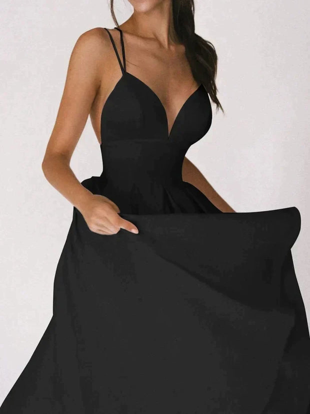 Mandy Midi Dress - Chic and Comfortable with Backless and V-Neck for an Elegant Look-Cramta