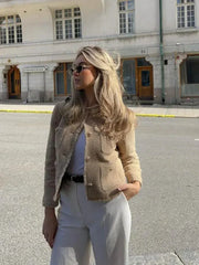 Melinda Tweed Blazer – Timeless elegance and modern style for a sophisticated look-Cramta