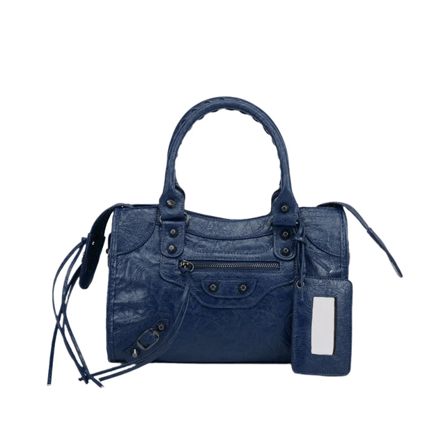 Genuine Leather Handbag – Classic Elegance and Handcrafted Finish for a Refined Style-Cramta