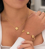 Frida Clover Jewelry Set – Classic Elegance with Necklace, Bracelet, and Earrings for an Unforgettable Style-Cramta