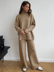 Astrid Knitwear Set – Stylish and Comfortable with a Casual Touch-Cramta